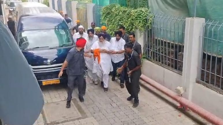"Attempt To Kill": What FIR In Sukhbir Singh Badal Case Reveals