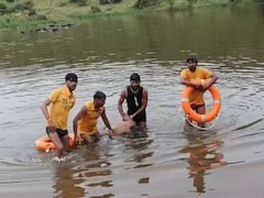 सेल्फी के चक्कर में उजड़ गया हंसता खेलता परिवार, भाई को बचाने गईं 3 बहनें काल के गाल में समाईं