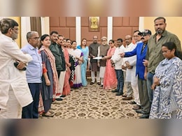 Supreme Court Notice To 20 Trinamool Rebel MPs. Why Speaker Didn't Get One
