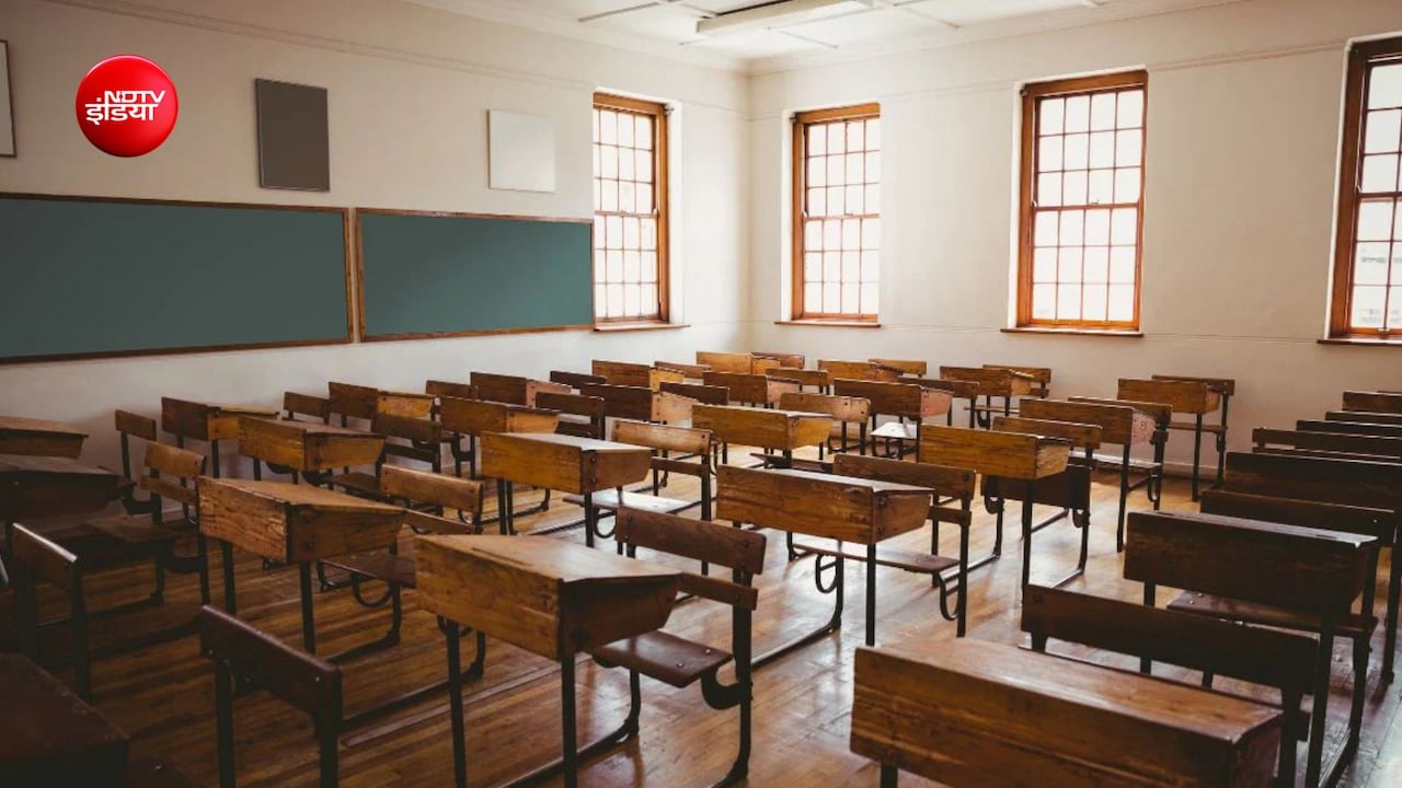UP School Closed: यूपी के इस जिले में 3 से 10 अगस्त तक बंद रहेंगे स्कूल और कॉलेज, डीएम ने जारी किया आदेश