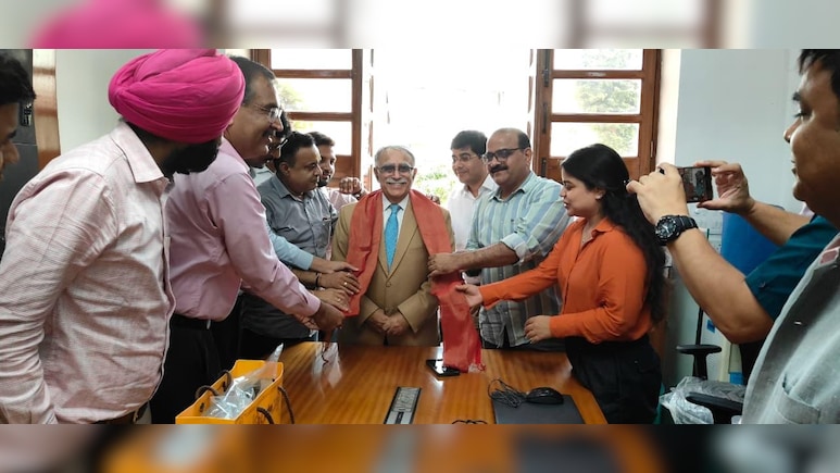 आखिर रिटायर हो गए सुप्रीम कोर्ट के 'चाचाजी' जस्टिस संजय करोल, घरेलू महिलाओं पर उनका फैसला हमेशा रखा जाएगा याद