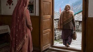 'घर बहू के नाम पर तो भी सास को रहने का अधिकार', हाई कोर्ट ने कहा- बाहर निकालना गैरकानूनी