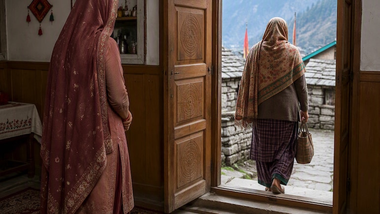 'घर बहू के नाम पर तो भी सास को रहने का अधिकार', हाई कोर्ट ने कहा- बाहर निकालना गैरकानूनी
