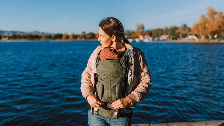 पैरेंट्स के लिए काम की डील, Sale में 0 से 3 साल के बच्चों के लिए Best Baby Carriers पर मिल रही है जबरदस्त छूट