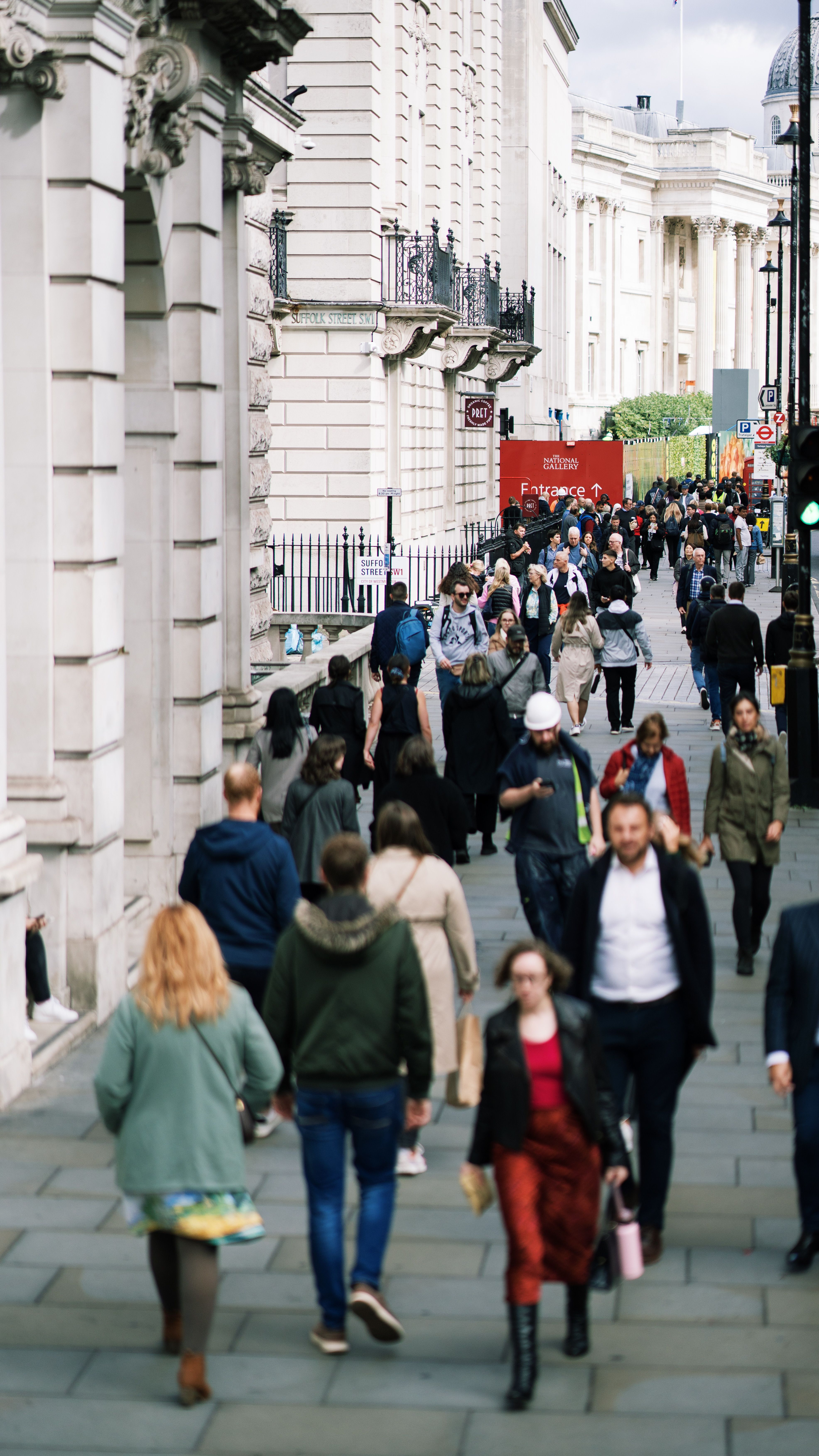 100,000 Pounds Is No Longer High Salary In London. What 'Rich' Means Now