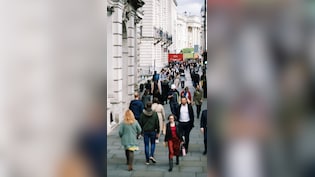 100,000 Pounds Is No Longer Considered A High Salary In London. Here's What Counts As 'Rich' Now