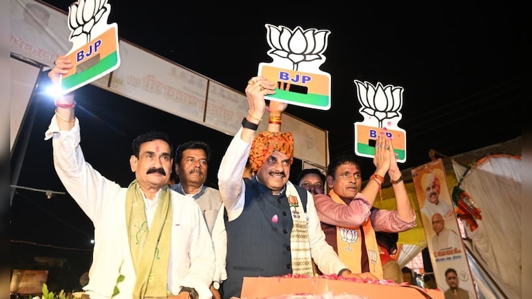दतिया उपचुनाव में हार के बाद भाजपा ने भंग की जिला कमेटी, समीक्षा के बाद बड़ा फैसला