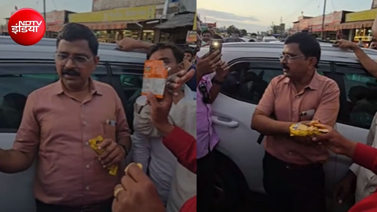 महाराष्ट्र: एक्सपायरी खाना खाने से बिगड़ी बच्चे की हालत, गुस्साई भीड़ ने FDA अधिकारी से की बदसलूकी