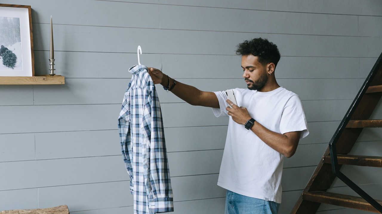 Why do some cotton garments make you sweat more easily