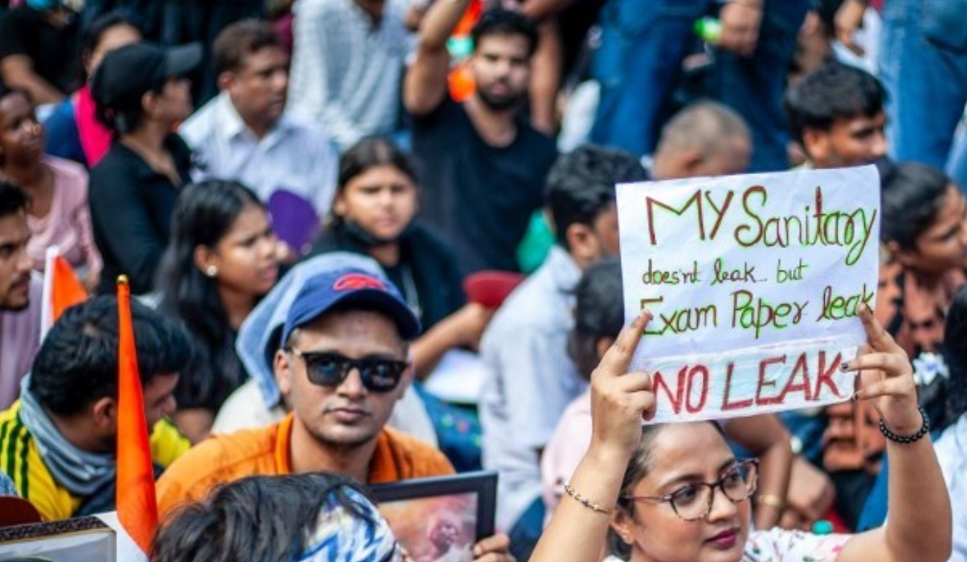 सड़क से संसद तक गूंजी जेन जी की भाषा, नेताओं को छात्रों ने दी यह नसीहत