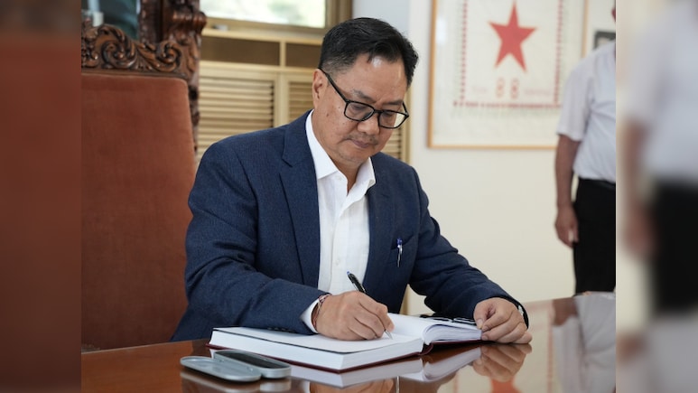 Kiren Rijiju's Big Warning To New York protesters 'Desecrating' Indian flag: 'It Will Cost You Dearly'
