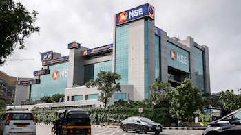 Bollywood-Backed Wedding Fashion Retailer Purple Style Labs To Sell Shares In IPO