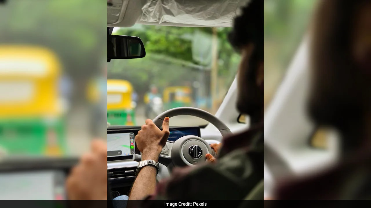 "2 Hours 15 Minutes In Traffic": Man Shares How Rain Affected His Commute To Bengaluru Airport