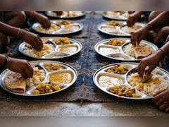 मिड-डे मील खाते ही 38 बच्चों की तबीयत बिगड़ी! कढ़ी-चावल खाने के बाद अस्पताल पहुंचे बच्चे, जांच शुरू
