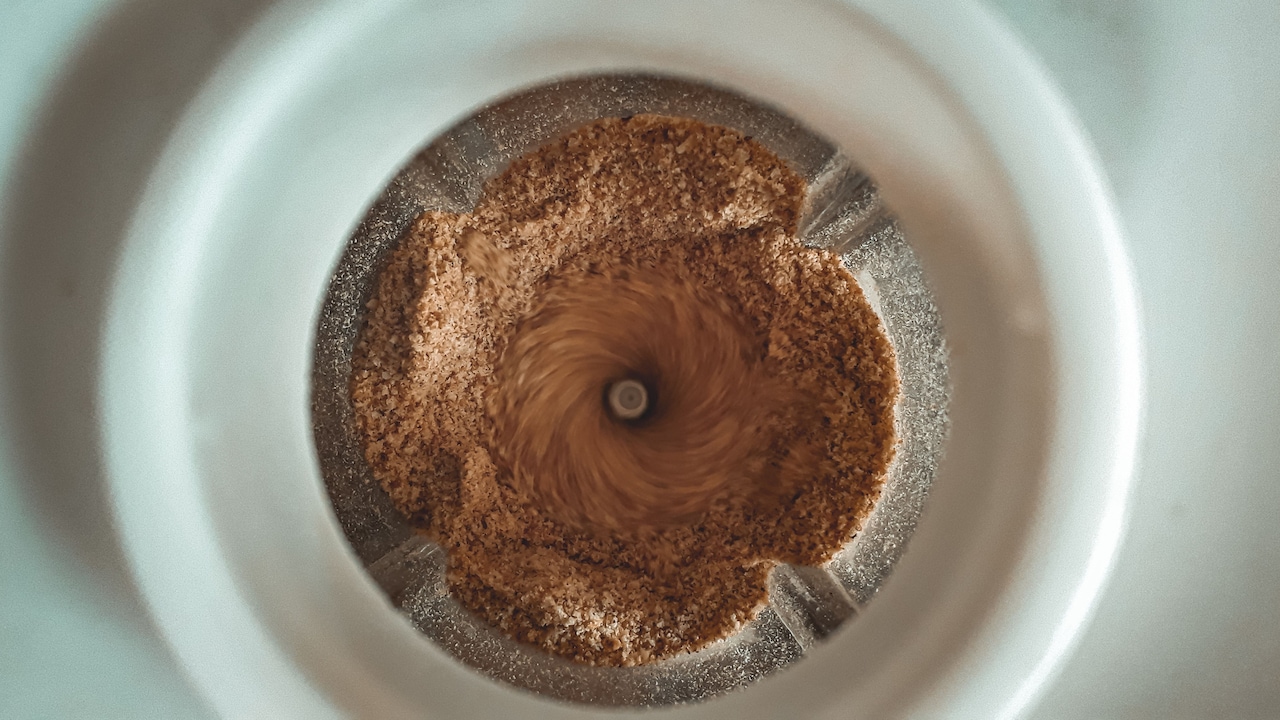 Does A Strong Motor Mean The Coupler Will Last Longer Too? 10 Mixer-Grinder Myths Explained