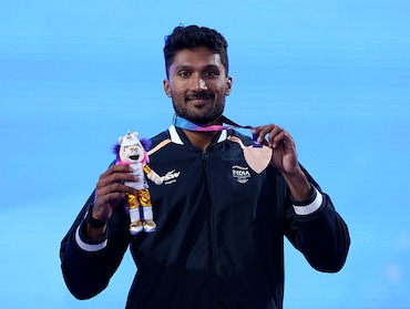 घुटने में असहनीय दर्द, डॉक्टरों की सलाह, जानें तेजस्विन शंकर ने कैसे खींची इतिहास के पन्नों पर मोटी लकीर'