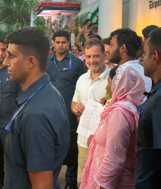 Rahul Gandhi showing the FIR copy to pellet-gun victim Sahil Lochabs mother Rahul Gandhi showing the FIR copy to pellet-gun victim Sahil Lochabs mother