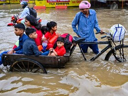 &nbsp;दिल्ली-गुरुग्राम में जलभराव से ये रास्ते हुए ठप; निकलने से पहले देखें अल्टरनेटिव रूट की लिस्ट