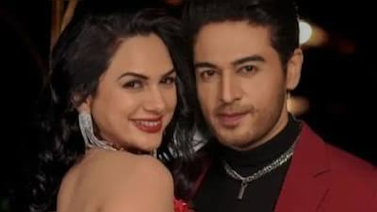 Akanksha Chamola Says Divorce With Gaurav Khanna Is 'Definitely Happening', Papers Yet To Be Signed