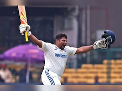 IND vs SL: टीम इंडिया में हुई एंट्री तो सरफराज खान ने इस तरह जताई खुशी, सोशल मीडिया पर वायरल हुआ पहला रिएक्शन