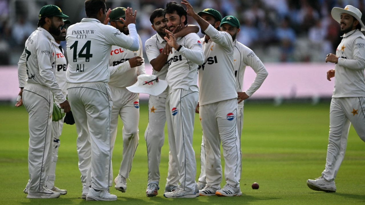 England vs Pakistan Live Score 2nd Test Day 2