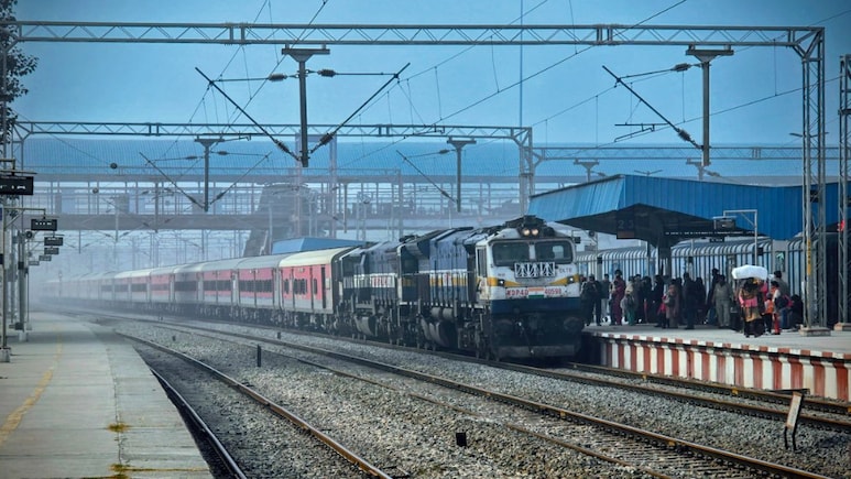 Indian Railways' 12-Day Dakshin Bharat Yatra From Sikar Covers 5 Major Temples; Check Price And Full Itinerary