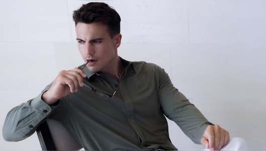 Monsoon Linen Shirts: उमस और गर्मी से बचने के लिए Amazon पर मिल रही हैं ये 5 बेस्ट लिनन शर्ट्स