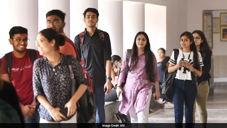 UGC का बड़ा अपडेट, Online और Distance Courses की मान्यता पाने के लिए 15 सितंबर तक मांगे आवेदन, ऐसे करें अप्लाई
