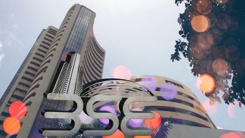 Share Market: शेयर मार्केट सुस्&zwj;त, अमेरिका-ईरान तनाव बढ़ने का असर, FMCG और मेटल स्टॉक्स से मिला सहारा