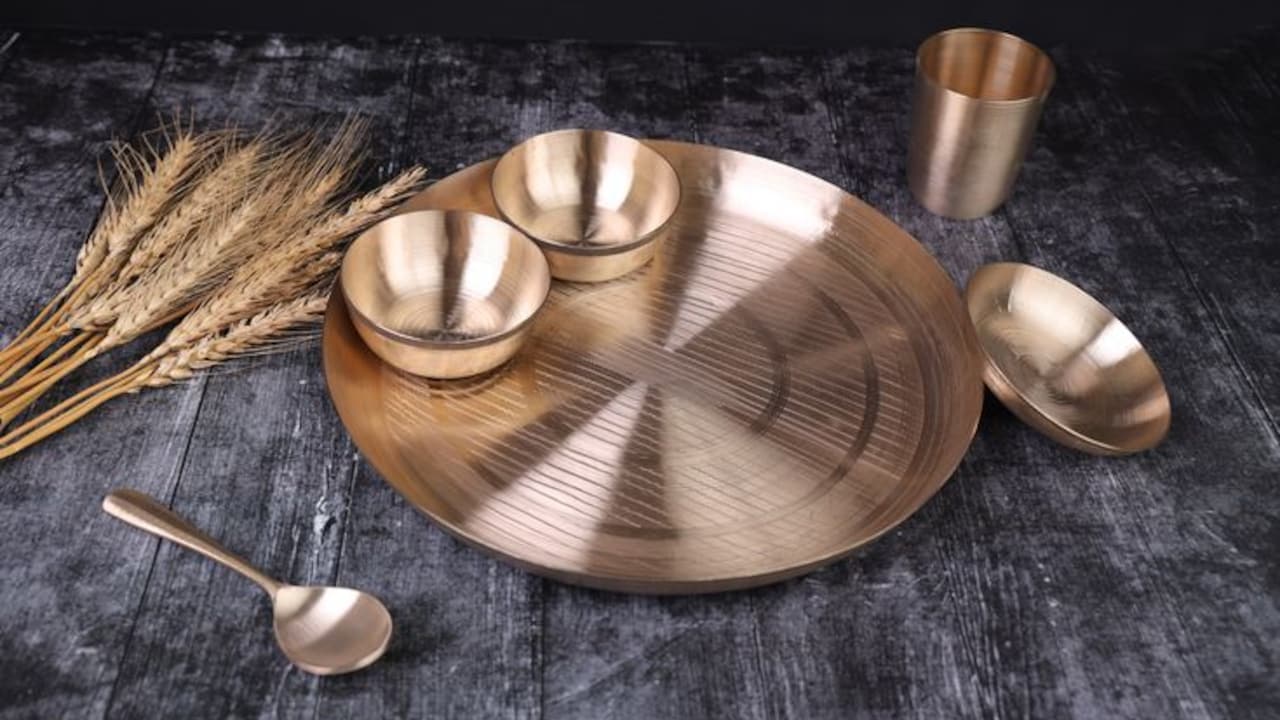 5 Pure Bronze Kansa dinner sets worth buying on Amazon 5 Pure Bronze Kansa dinner sets worth buying on Amazon