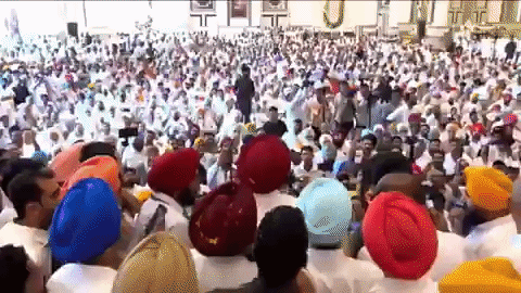 पंजाब कांग्रेस में खींचतान जारी; नारेबाजी कर रहे समर्थक को वडिंग ने मंच पर बुलाकर कहा- 'चन्नी साब को फोन लगा'
