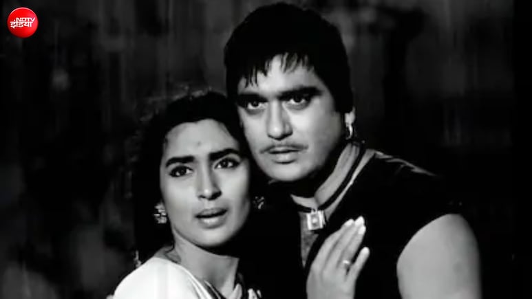 जब लता-मुकेश की जुगलबंदी ने रचा इतिहास, सुनील दत्त-नूतन का रोमांस, 59 साल बाद भी कायम है इस गीत का जादू