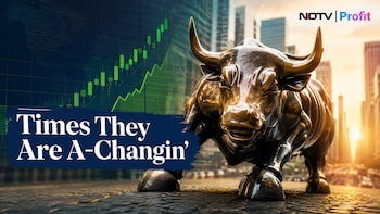 Cash Levels Hit Near 28-Year Low As Fund Managers Turn Ultra-Bullish