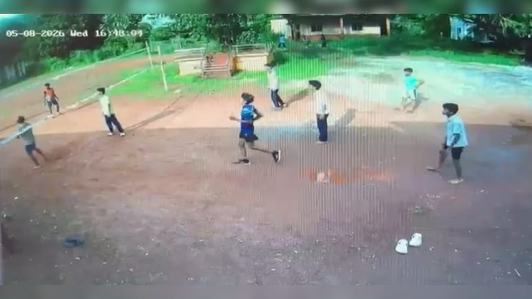 Class 10 Student Dies After Collapsing Mid-Volleyball Match In Karnataka