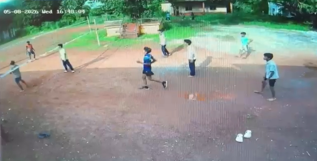 Class 10 Student Dies After Collapsing Mid-Volleyball Match In Karnataka