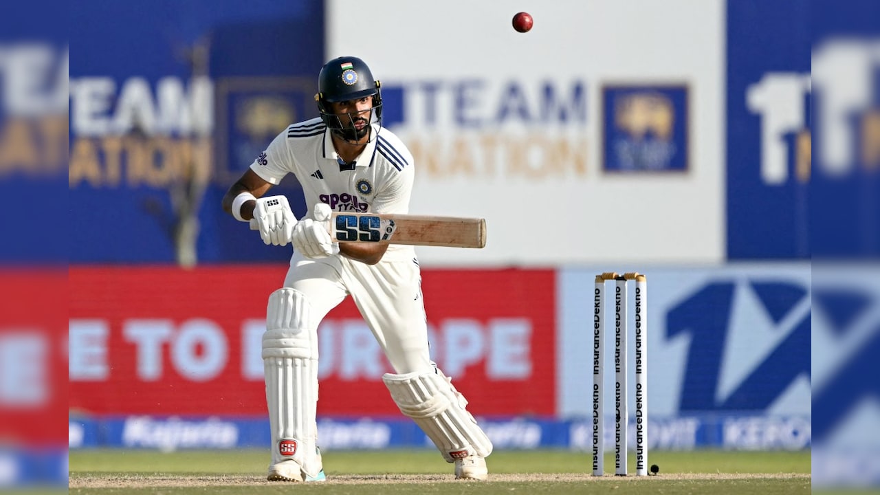 IND vs SL: टीम इंडिया को मिला नया बैटिंग मास्टर! श्रीलंकाई स्पिनरों को पडिक्कल ने इस रणनीति से दिया करारा जवाब
