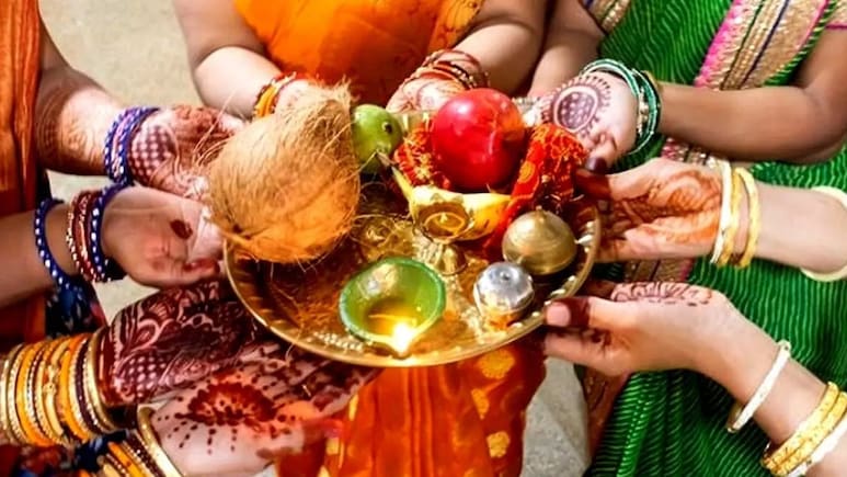 आज या कल, कब है कजरी तीज व्रत, जानिए सही तिथि, पूजा विधि और महत्व