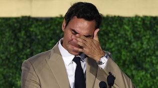 "This Is Such A Mess": Tearful Roger Federer Breaks Down During Tennis Hall Of Fame Speech