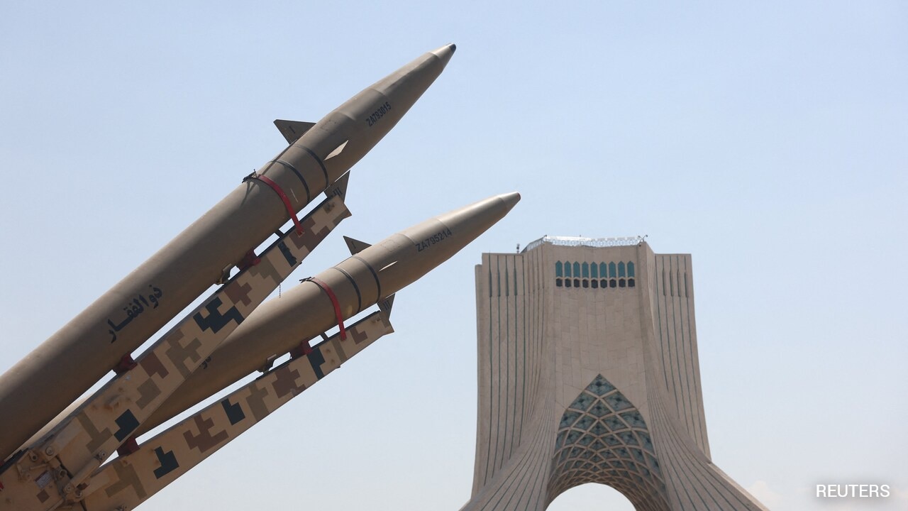 Iran Threatens To Hit Gulf States If US Launches New Strikes