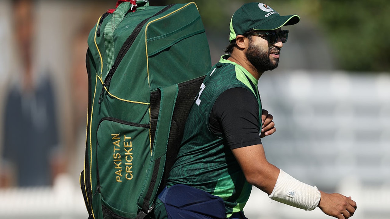 'That's All For Show': England Great Blasts Imam-ul-Haq's Injury Drama In 2nd Test