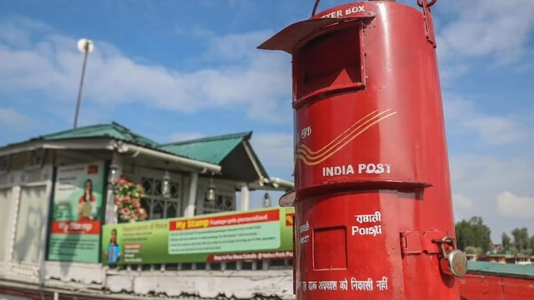 This Post Office In India Doesn't Stand On Land, It Floats