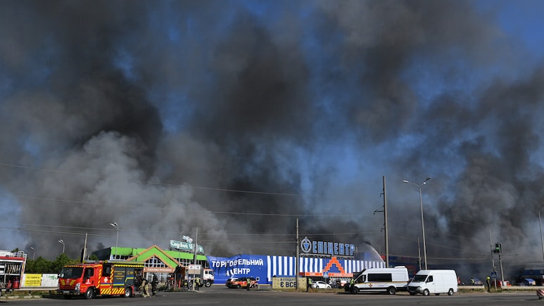 Russia Air Strike On Kyiv Region Kills 27, Injures 42; Over 380 Evacuated