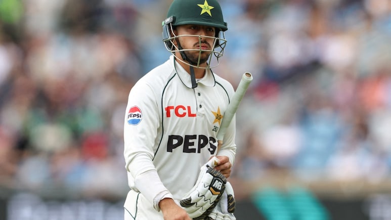 ENG vs PAK:  अजान अवैस हुए अनचाहे क्लब में शामिल,  सिर्फ दूसरे पाकिस्तानी बने, रॉबिन्सन ने भी रचा इतिहास