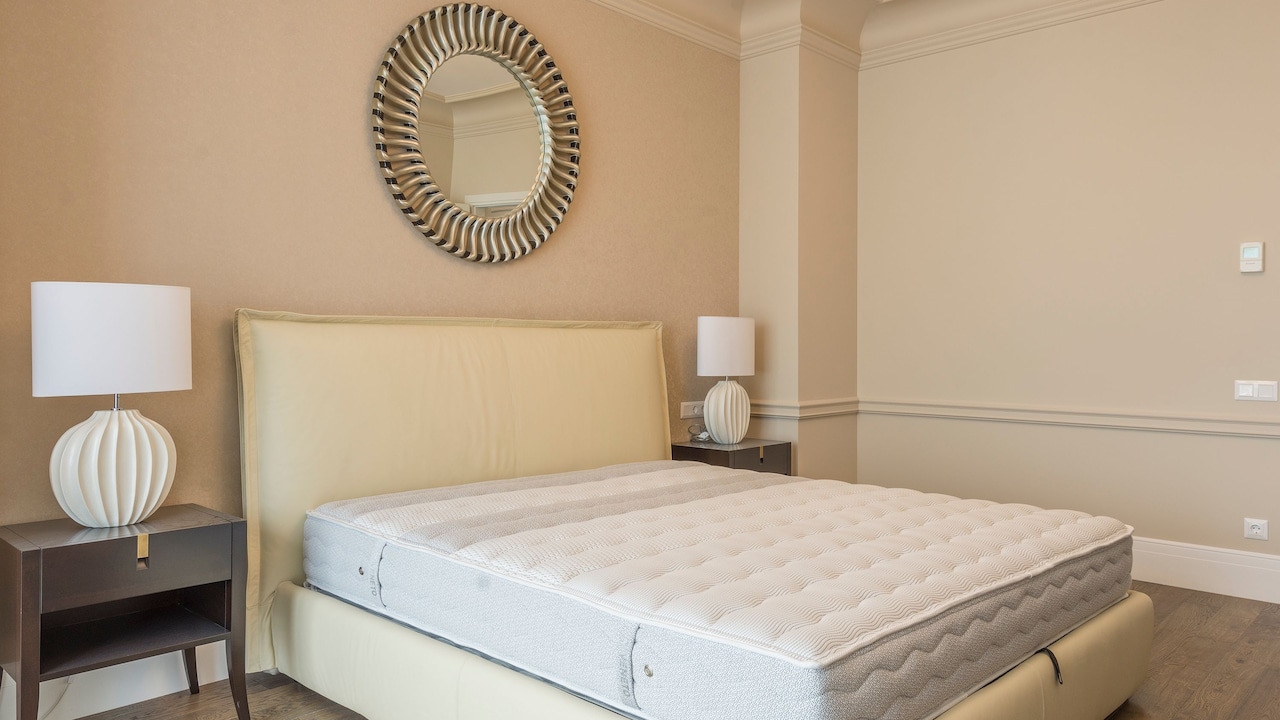 7 Mattresses For Couples With Different Sleep Preferences 7 Mattresses For Couples With Different Sleep Preferences