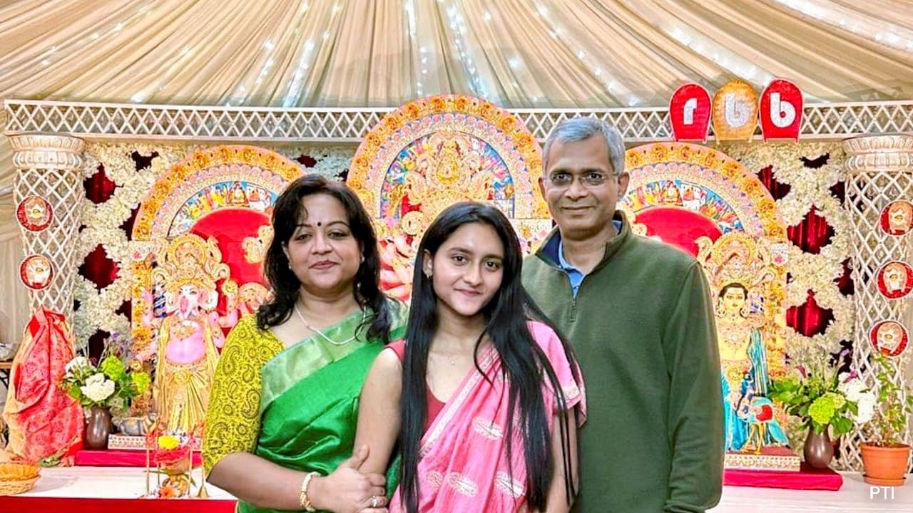 On Kailash Yatra, UK Couple With Kolkata Roots Missing In Flood-Hit Nepal