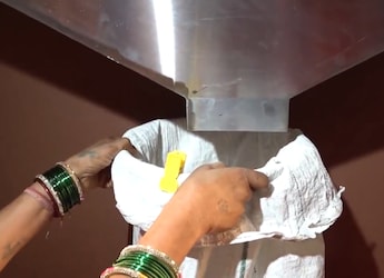 https://food.ndtv.com/news/harsh-goenka-praises-chhattisgarhs-24x7-ration-atm-heres-how-it-works-11910550