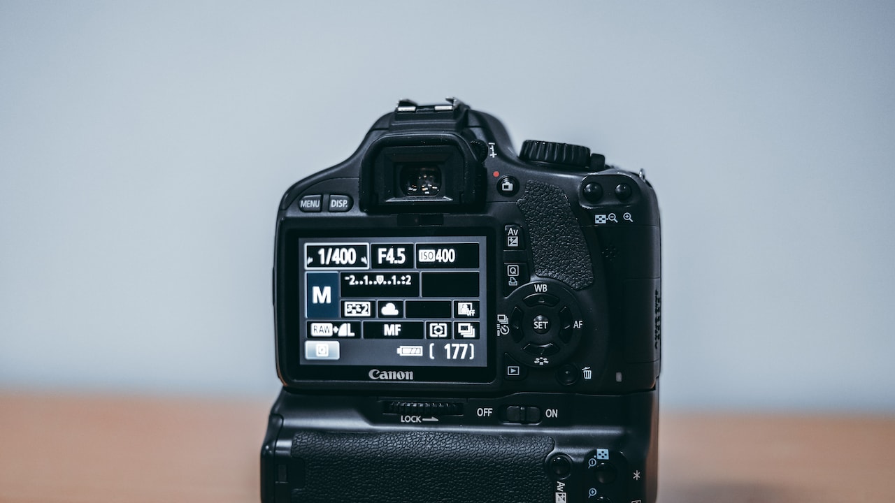 10 Reasons Night Photos Look Overprocessed Even On DSLR Camera 10 Reasons Night Photos Look Overprocessed Even On DSLR Camera