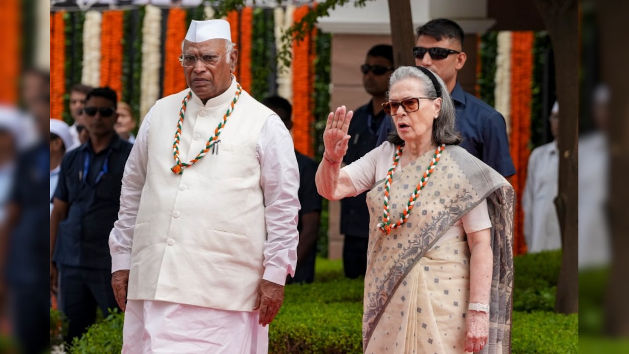 "Book Mahatma Gandhi Too": Congress Chief On Complaint Over Vande Mataram Row