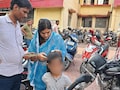 MP: कक्षा-1 की छात्रा को टीचर ने मारा थप्पड़, कान के पर्दे में छेद होने का आरोप; परिवार ने कलेक्टर से की शिकायत
