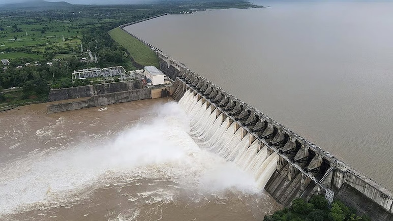 Pune Dam Water Levels: Khadakwasla, Panshet, Varasgaon Reach 100% Capacity; IMD Issues Yellow Alert